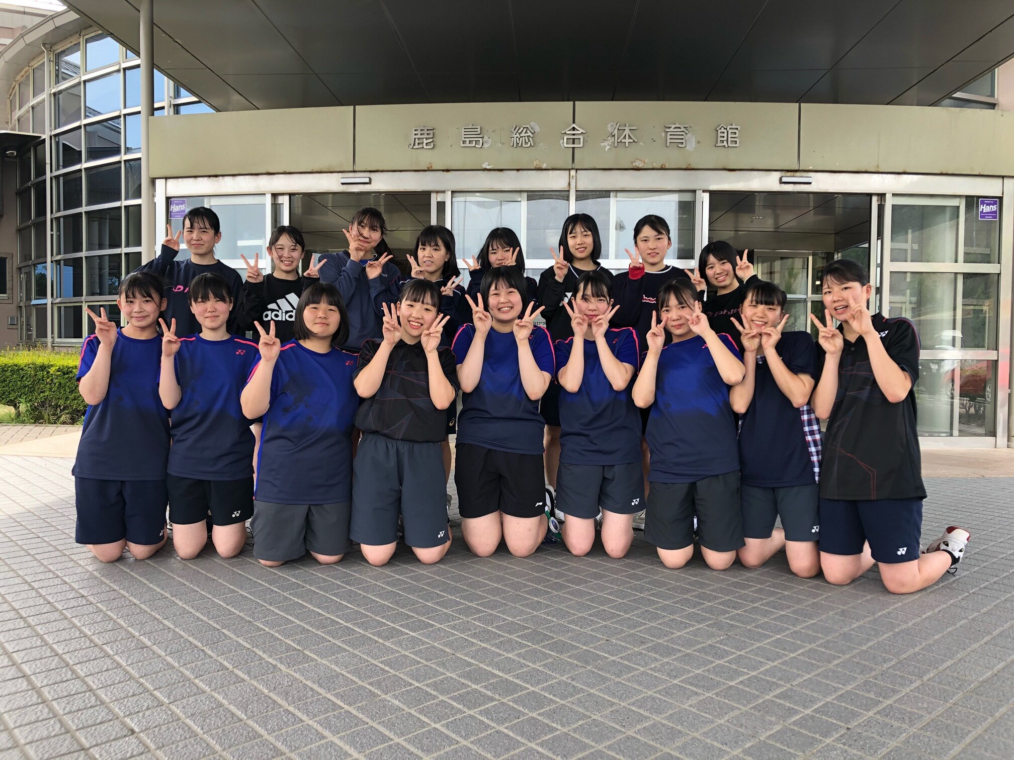 R3「虹」バド女子①.jpeg